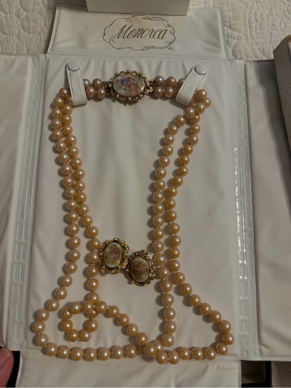 Gold-Tone Peach Pearl Cameo Necklace Set